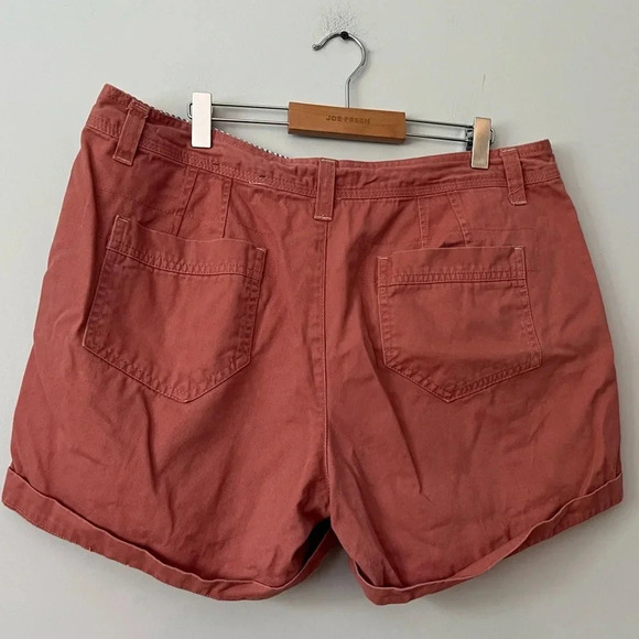 Natural Reflections Shorts Bass Pro  Size 12 - Picture 2 of 5